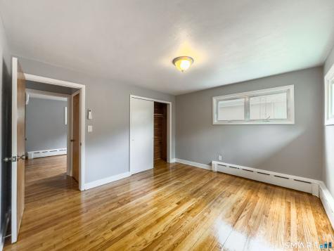 81 Esther Avenue Waterbury CT 06708