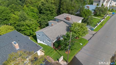 81 Esther Avenue Waterbury CT 06708