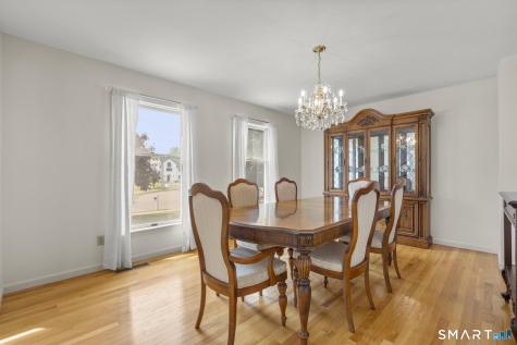 32 Justine Drive North Haven CT 06473