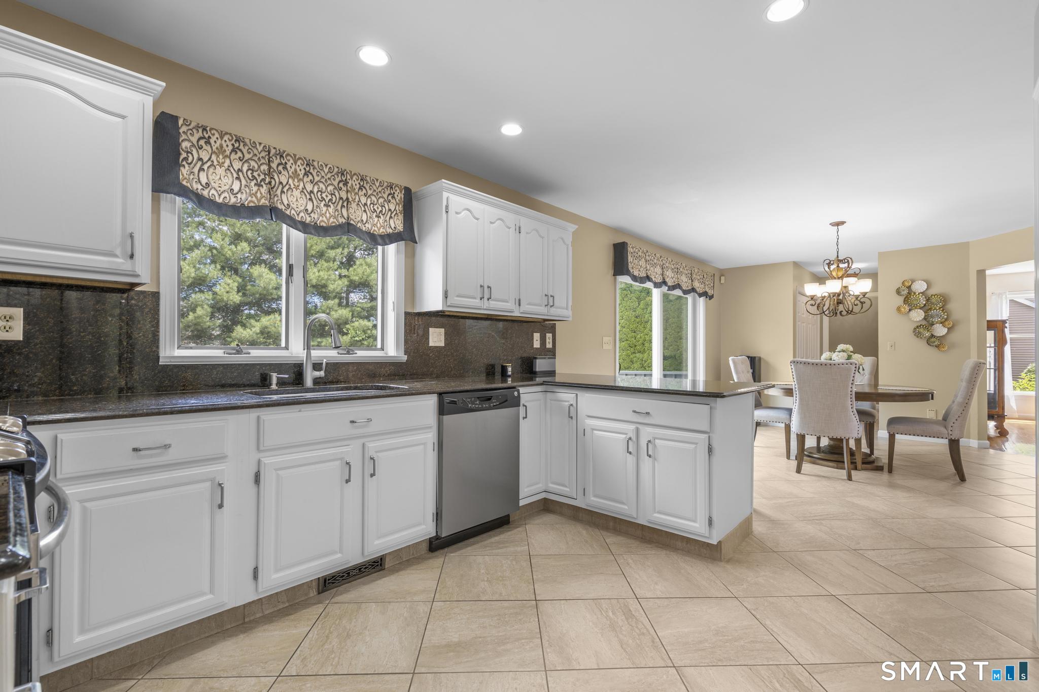 32 Justine Drive North Haven CT 06473