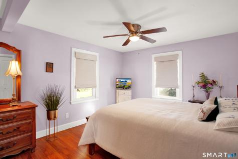6 Willow Road Branford CT 06405