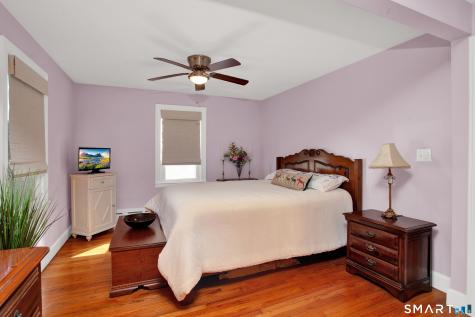 6 Willow Road Branford CT 06405