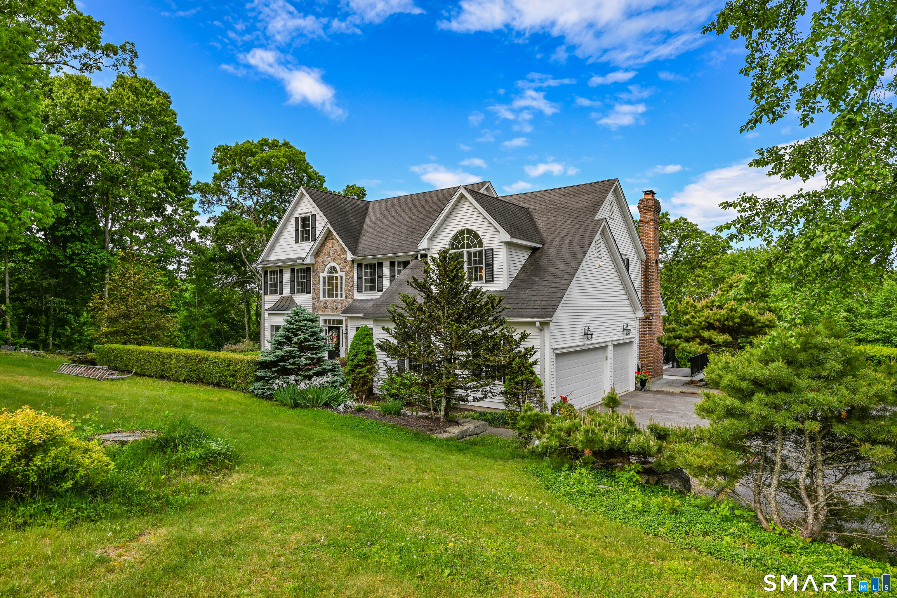 61 Silver Brook Lane Woodbury CT 06798