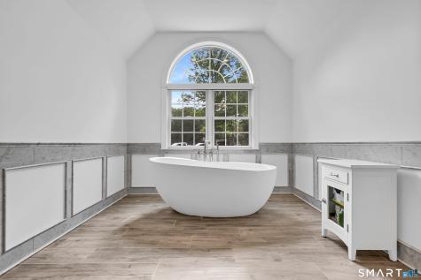 61 Silver Brook Lane Woodbury CT 06798