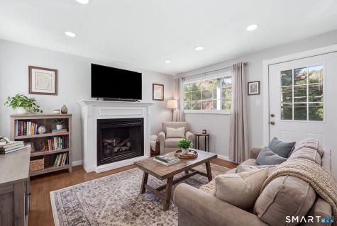 292 Charter Oak Street Manchester CT 06040