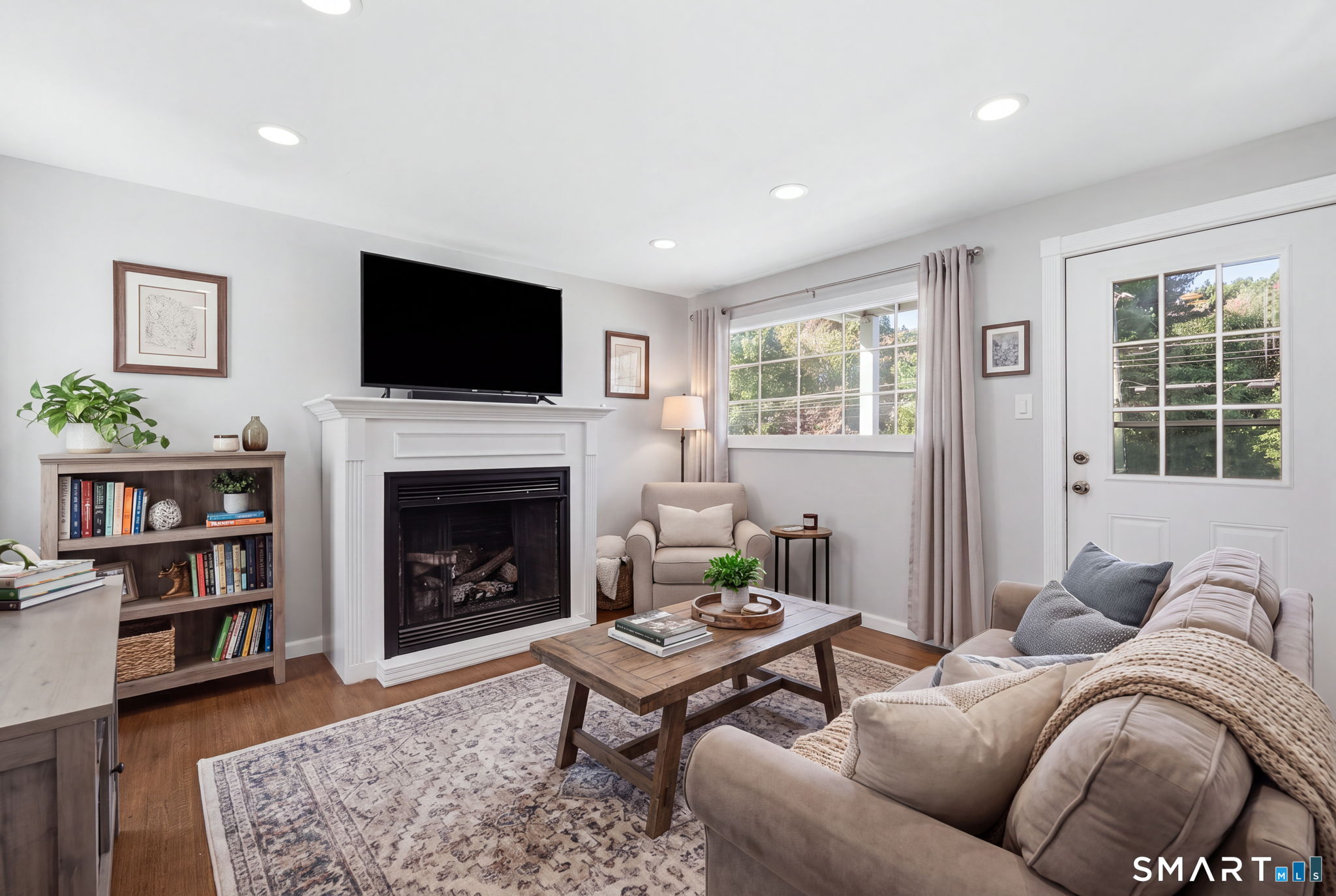 292 Charter Oak Street Manchester CT 06040