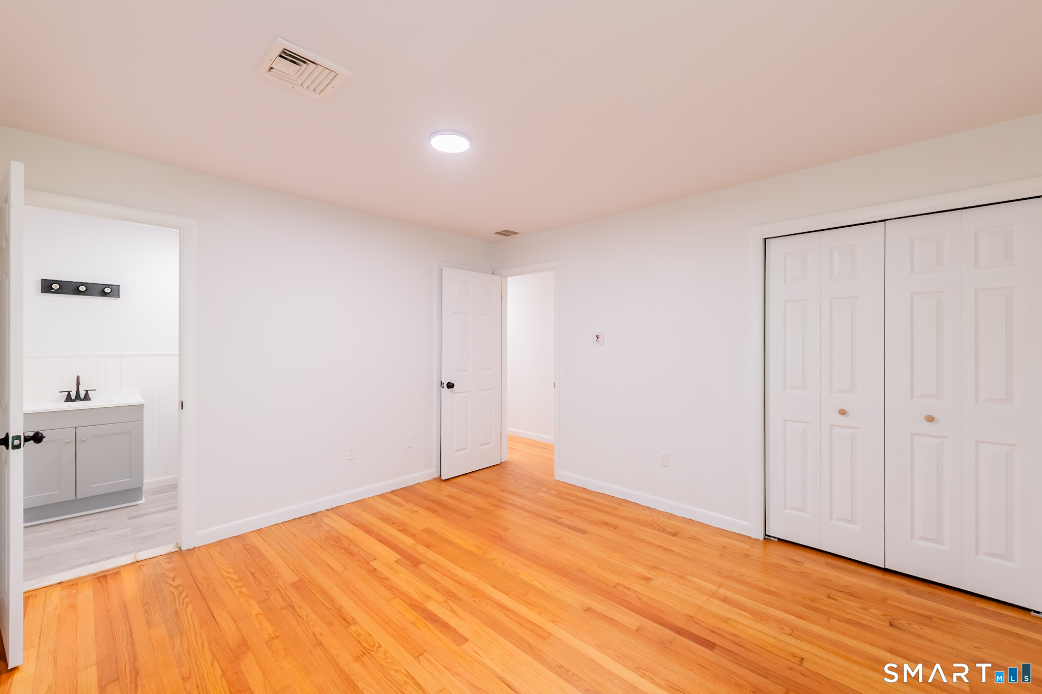 2 Sherwood Lane Norwich CT 06360