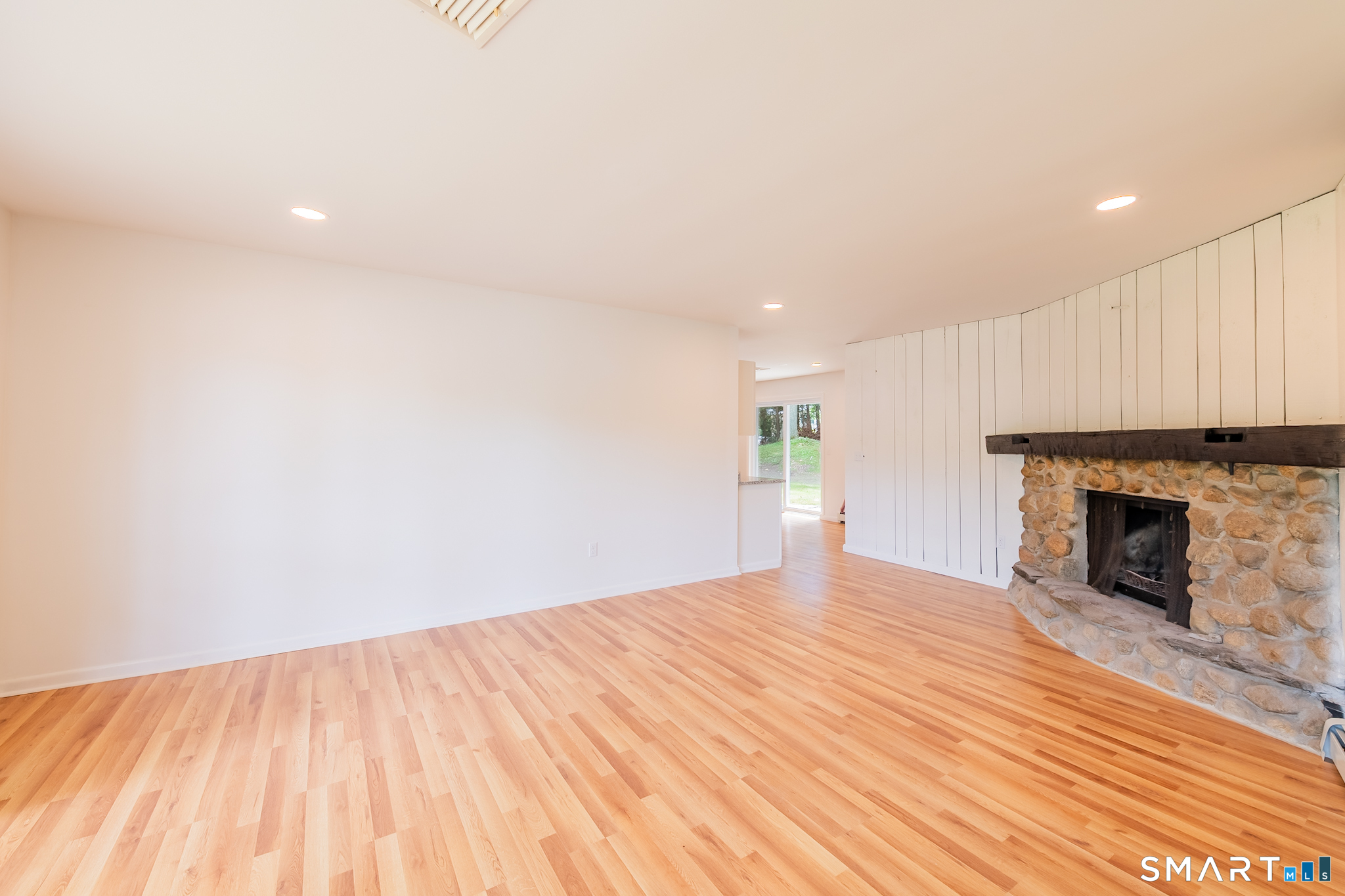 2 Sherwood Lane Norwich CT 06360