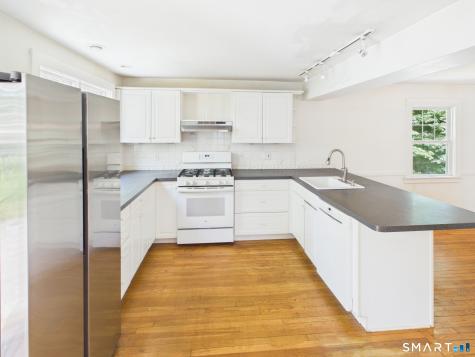 32 Liberty Street Madison CT 06443