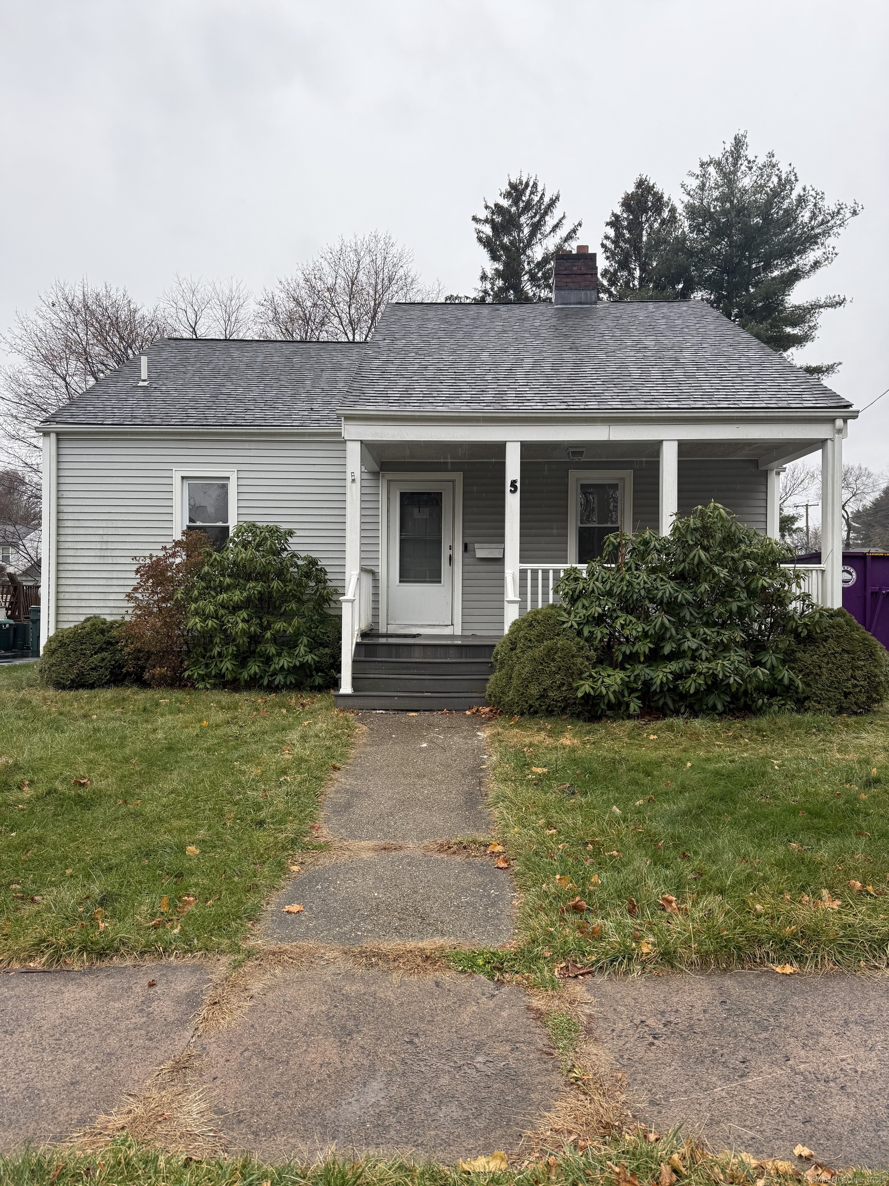 5 Roosevelt Street Hamden CT 06514