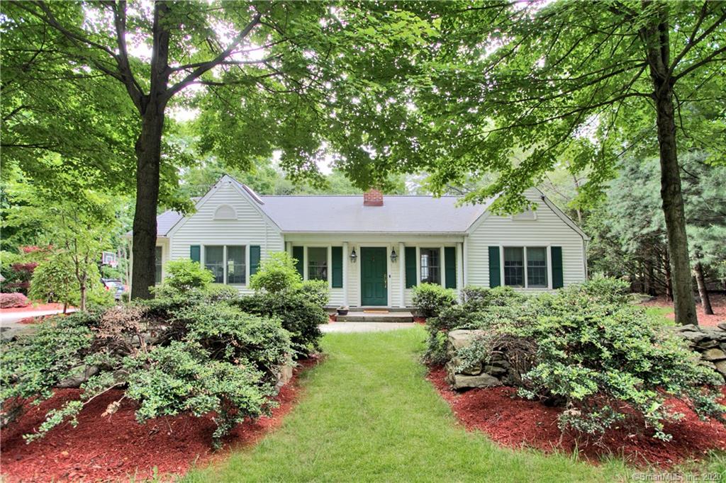 262 White Oak Shade Road New Canaan CT 06840