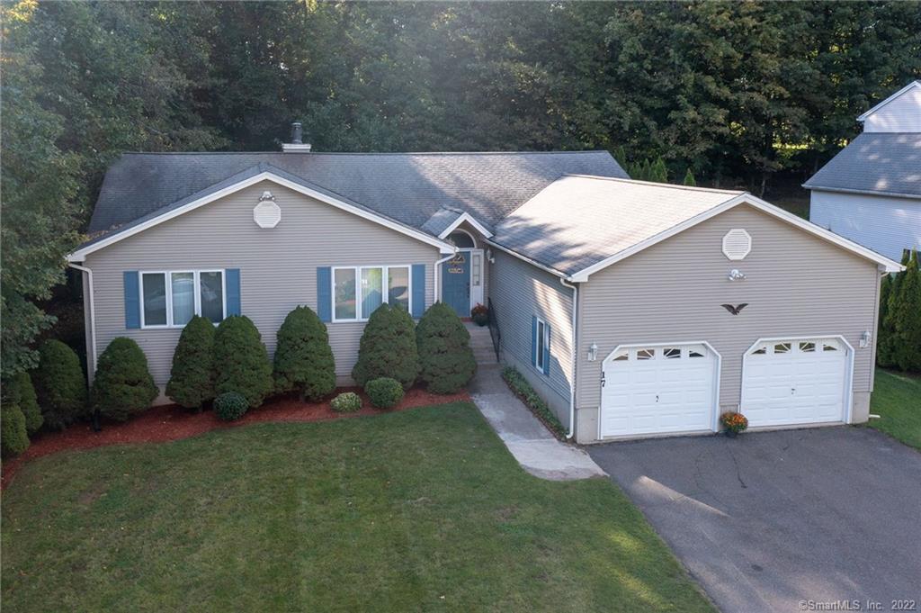 17 Winterwood Terrace Farmington CT 06032