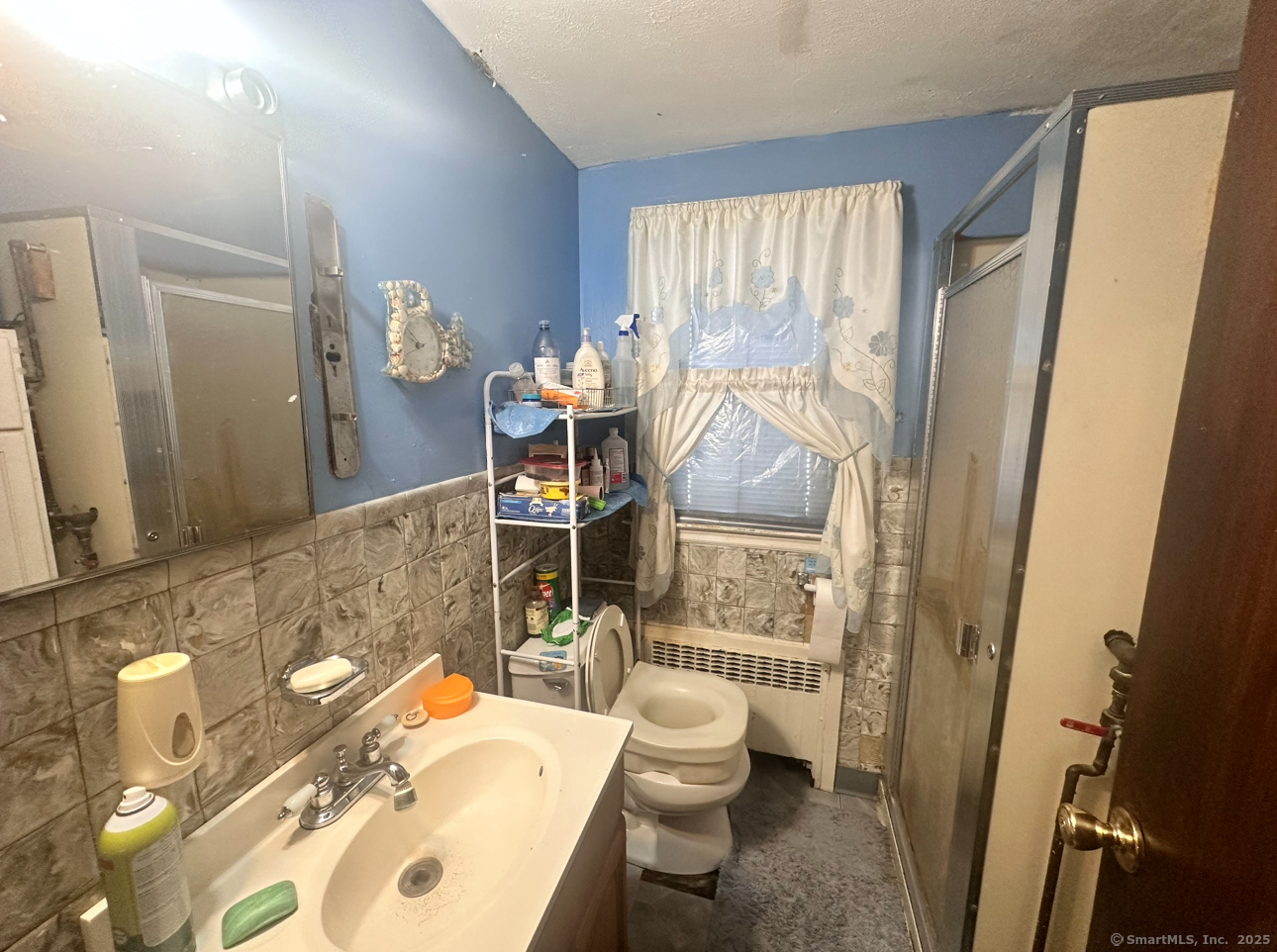 18 Walsh Street Bloomfield CT 06002