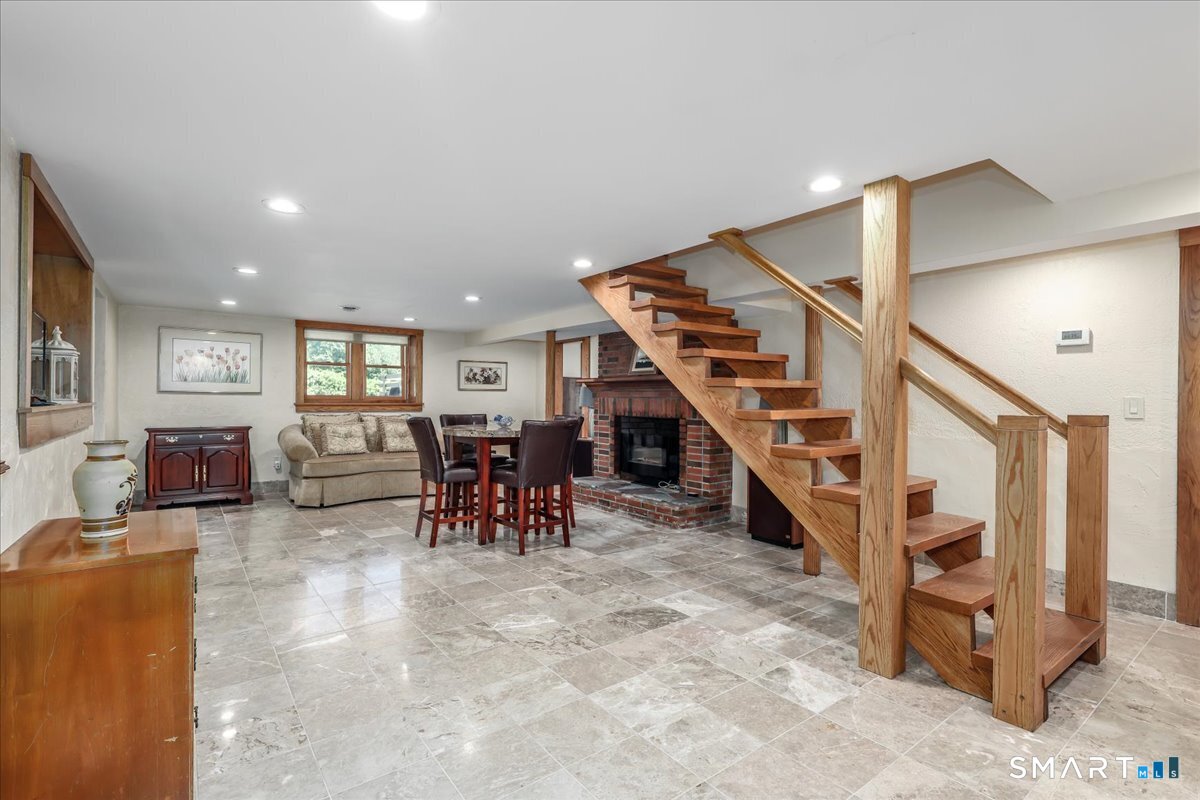 161 Derby Avenue Orange CT 06477