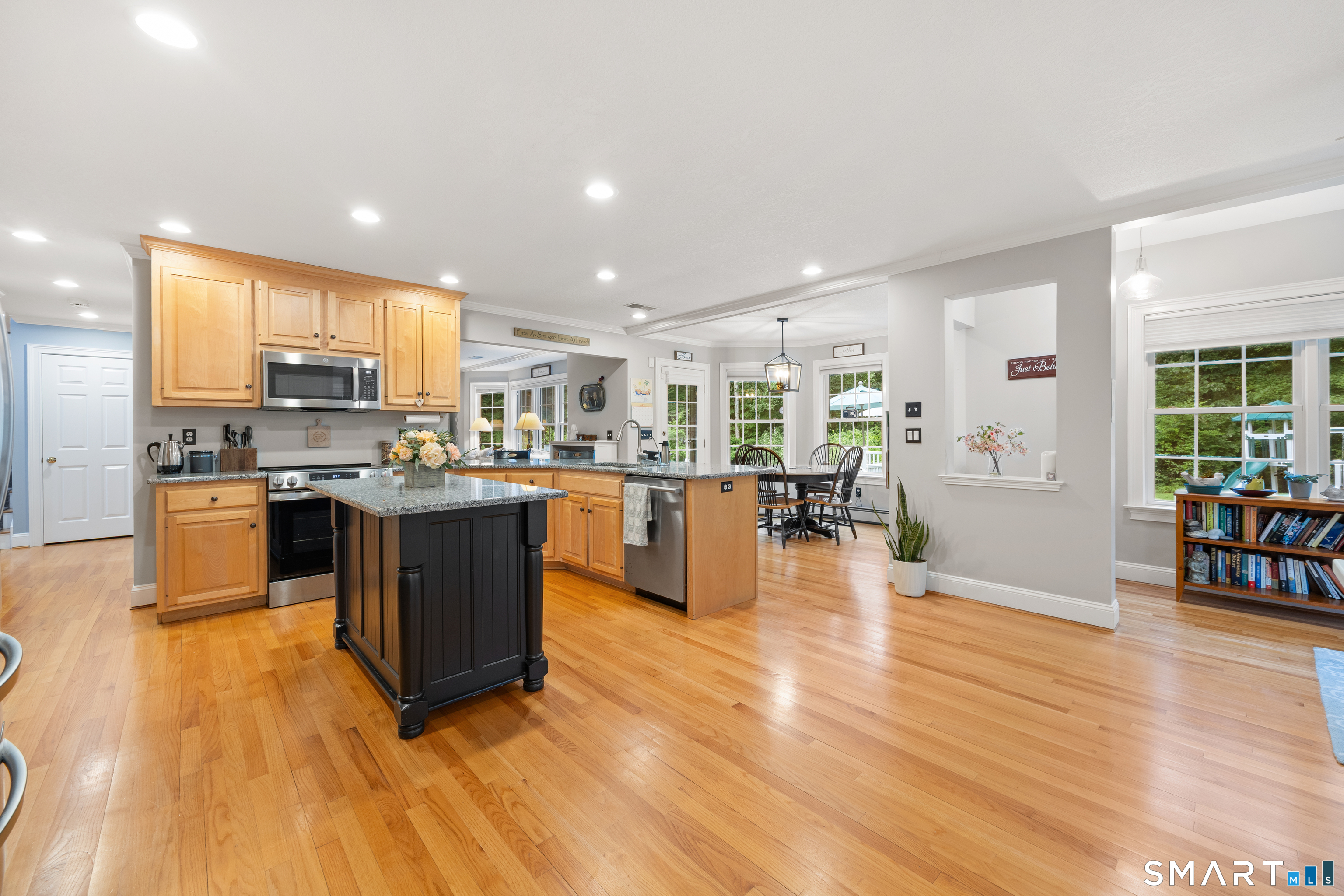 106 Stonecroft Lane Coventry CT 06238
