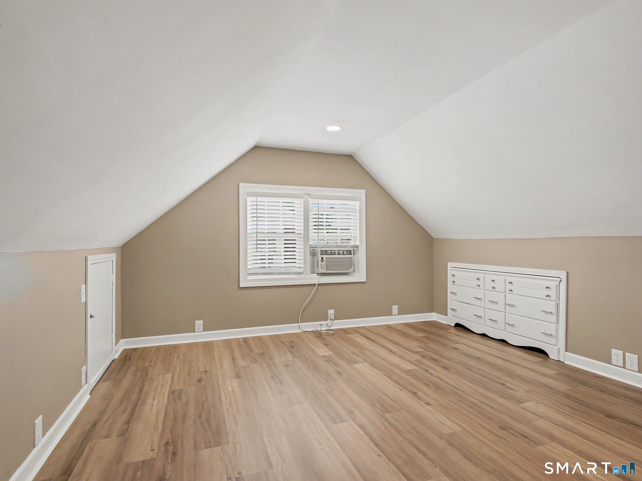 294 Burnsford Avenue Bridgeport CT 06606
