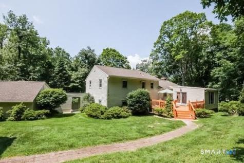16 Sherwood Road Ridgefield CT 06877
