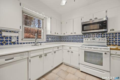 16 Sherwood Road Ridgefield CT 06877