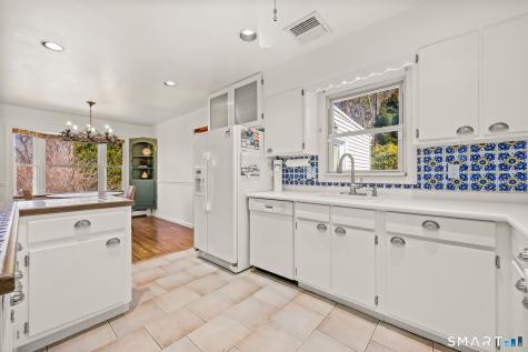 16 Sherwood Road Ridgefield CT 06877