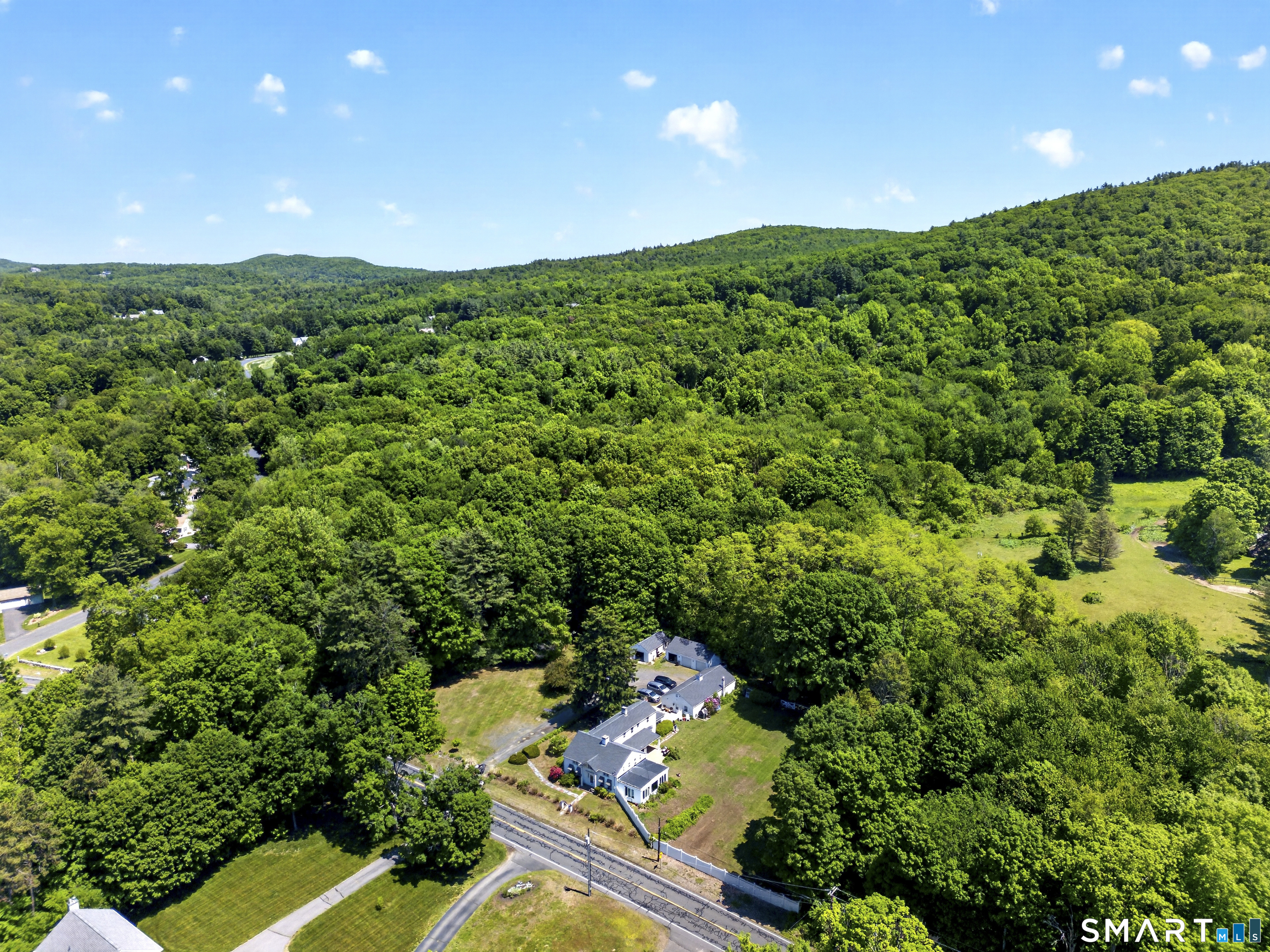 106 Turnpike Road Somers CT 06071