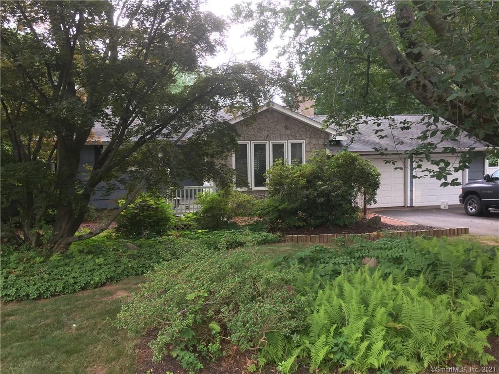 988 Wolf Hill Road Cheshire CT 06410