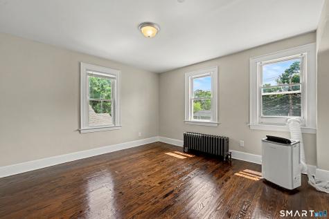 33 Maple Street West Haven CT 06516