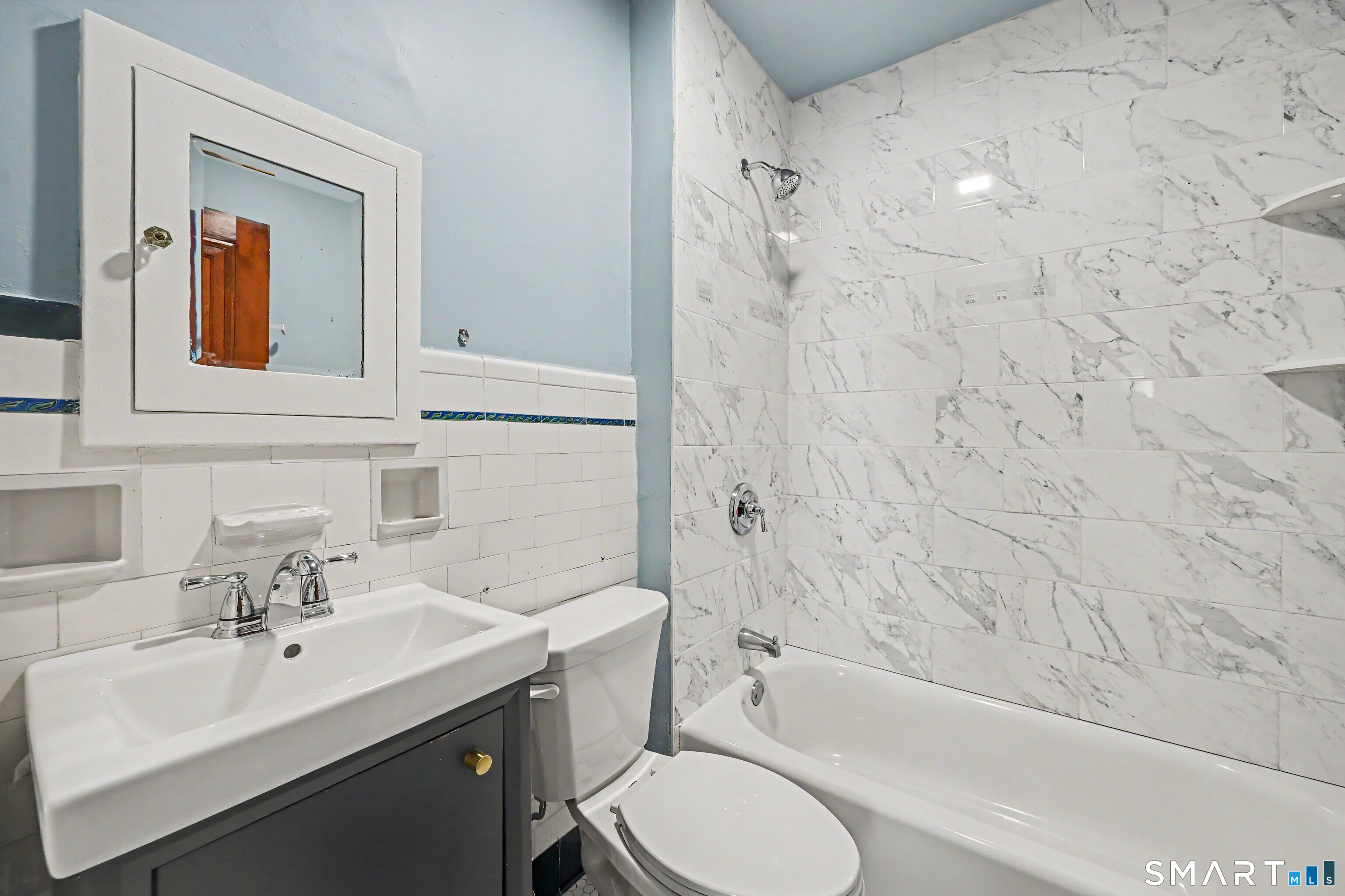 33 Maple Street West Haven CT 06516