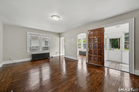 33 Maple Street West Haven CT 06516