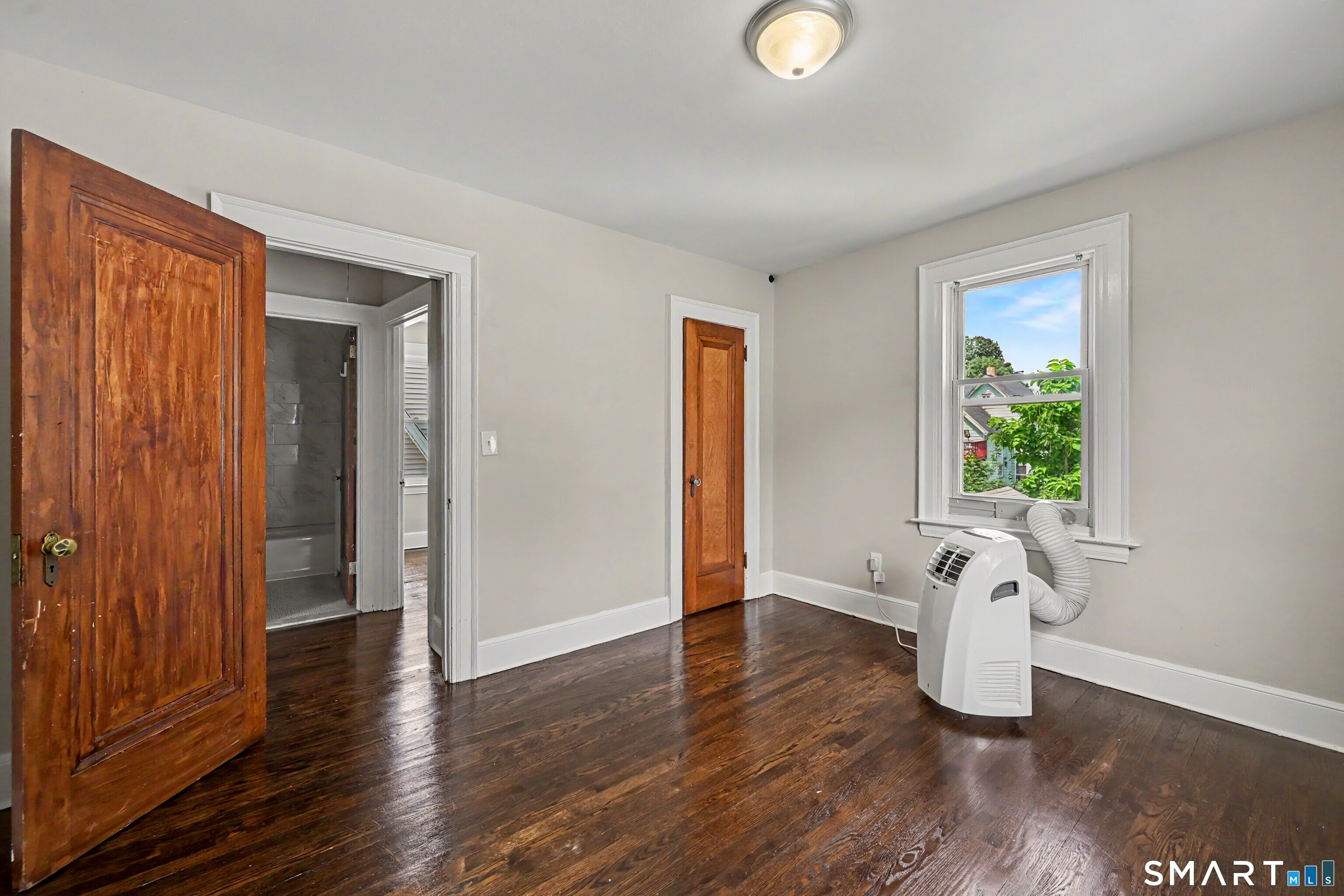 33 Maple Street West Haven CT 06516