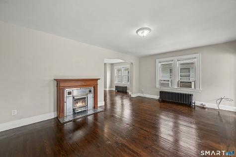 33 Maple Street West Haven CT 06516