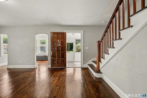 33 Maple Street West Haven CT 06516