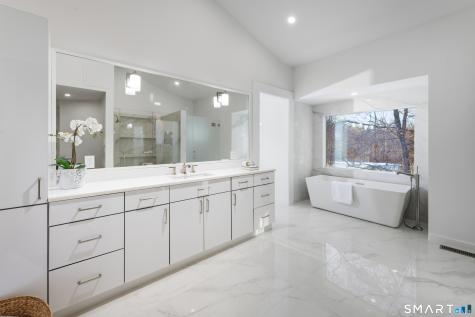 475 Fence Row Drive Fairfield CT 06824