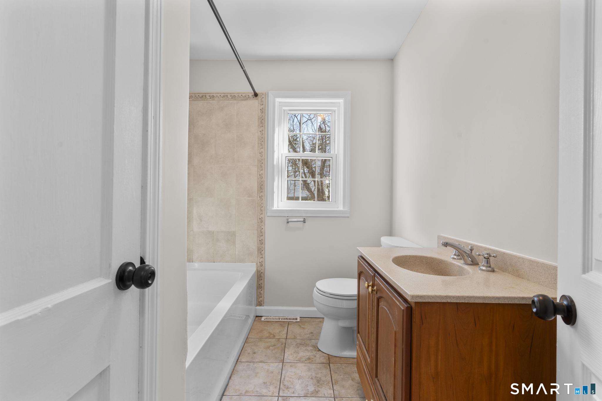 122 Newton Street Norwich CT 06360