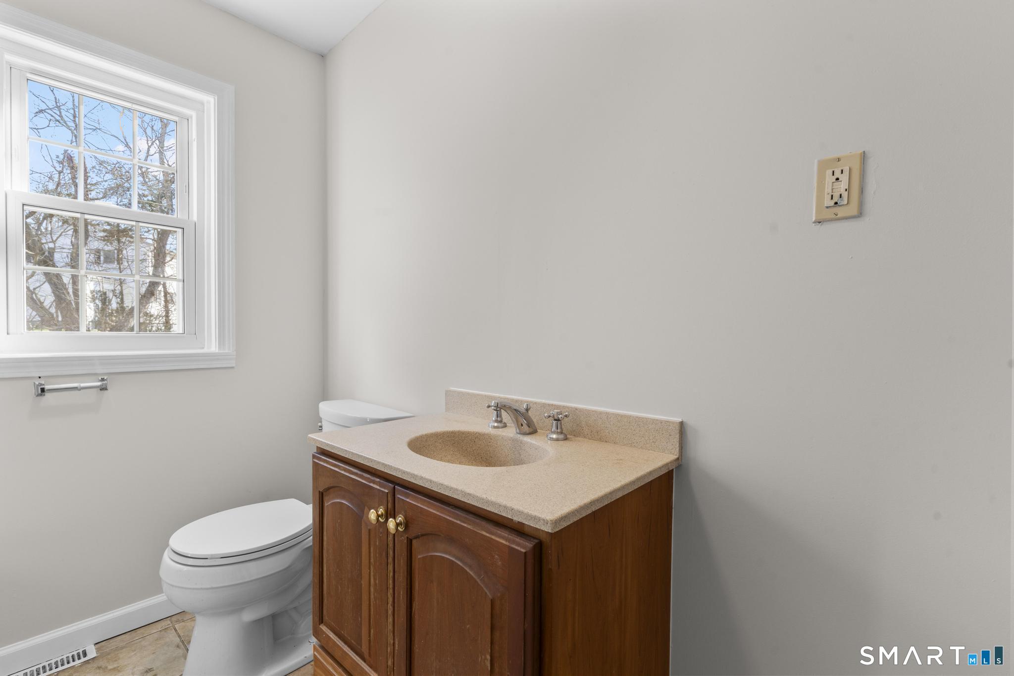 122 Newton Street Norwich CT 06360