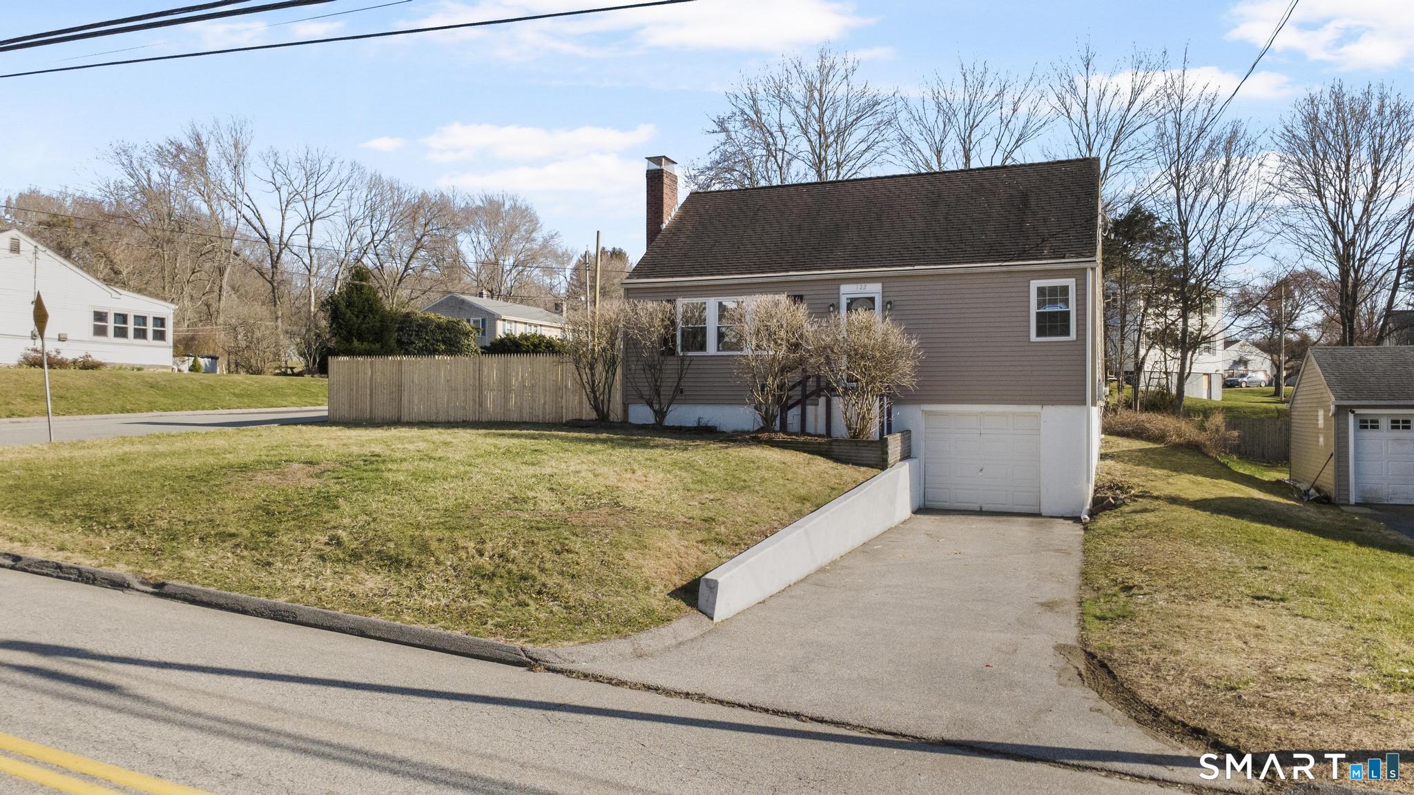 122 Newton Street Norwich CT 06360