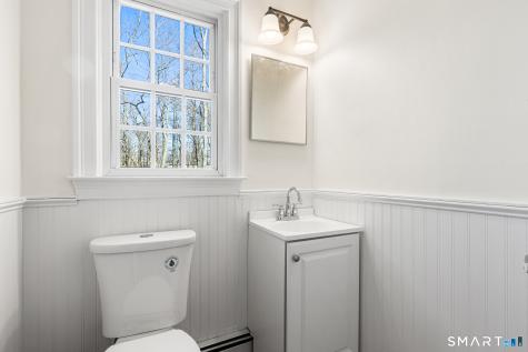 8 Woodlawn Drive Bethel CT 06801