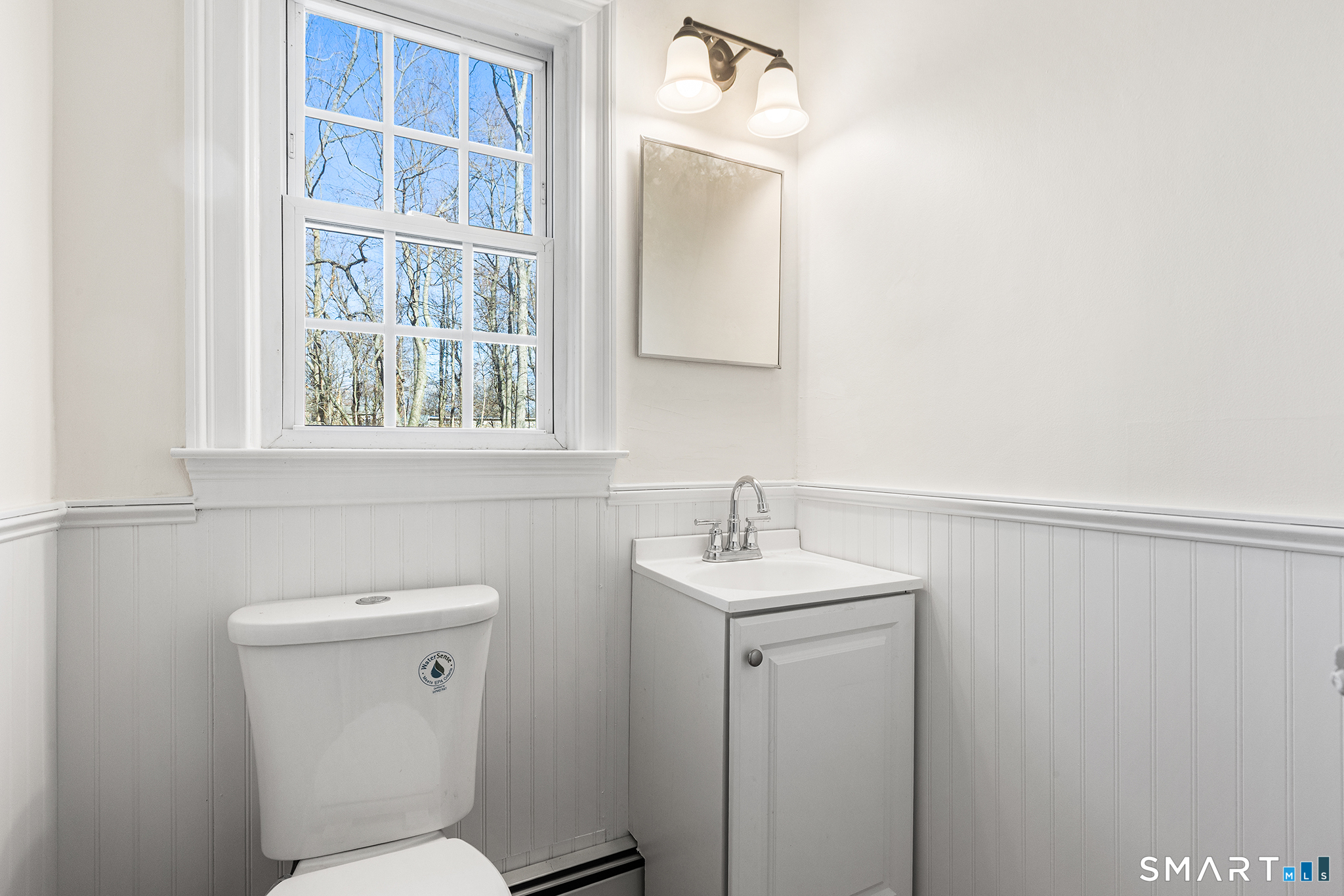 8 Woodlawn Drive Bethel CT 06801