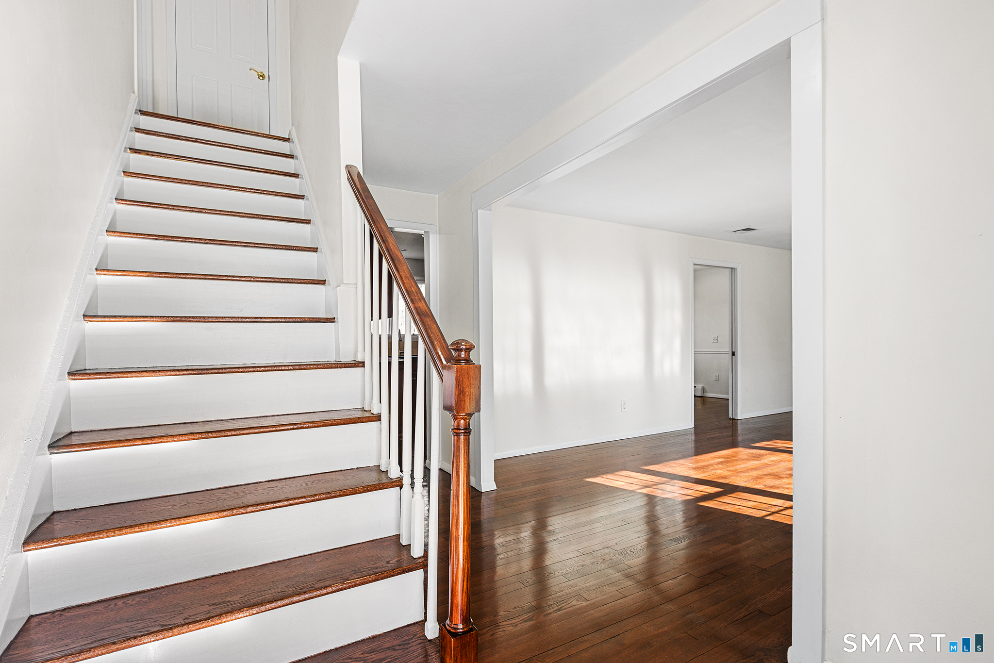 8 Woodlawn Drive Bethel CT 06801