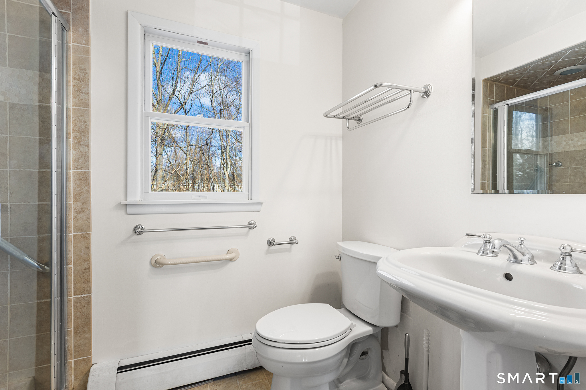 8 Woodlawn Drive Bethel CT 06801