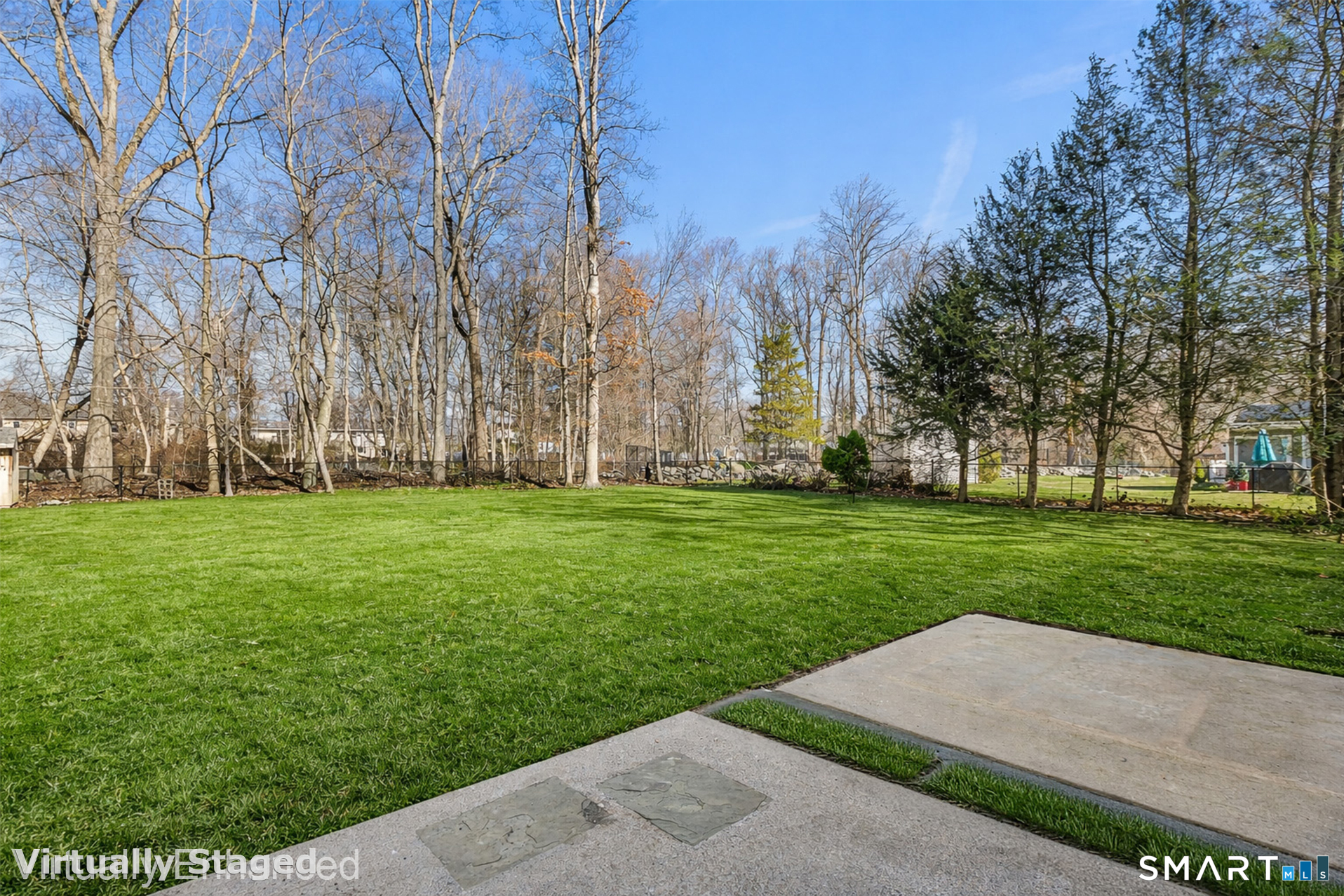 8 Woodlawn Drive Bethel CT 06801