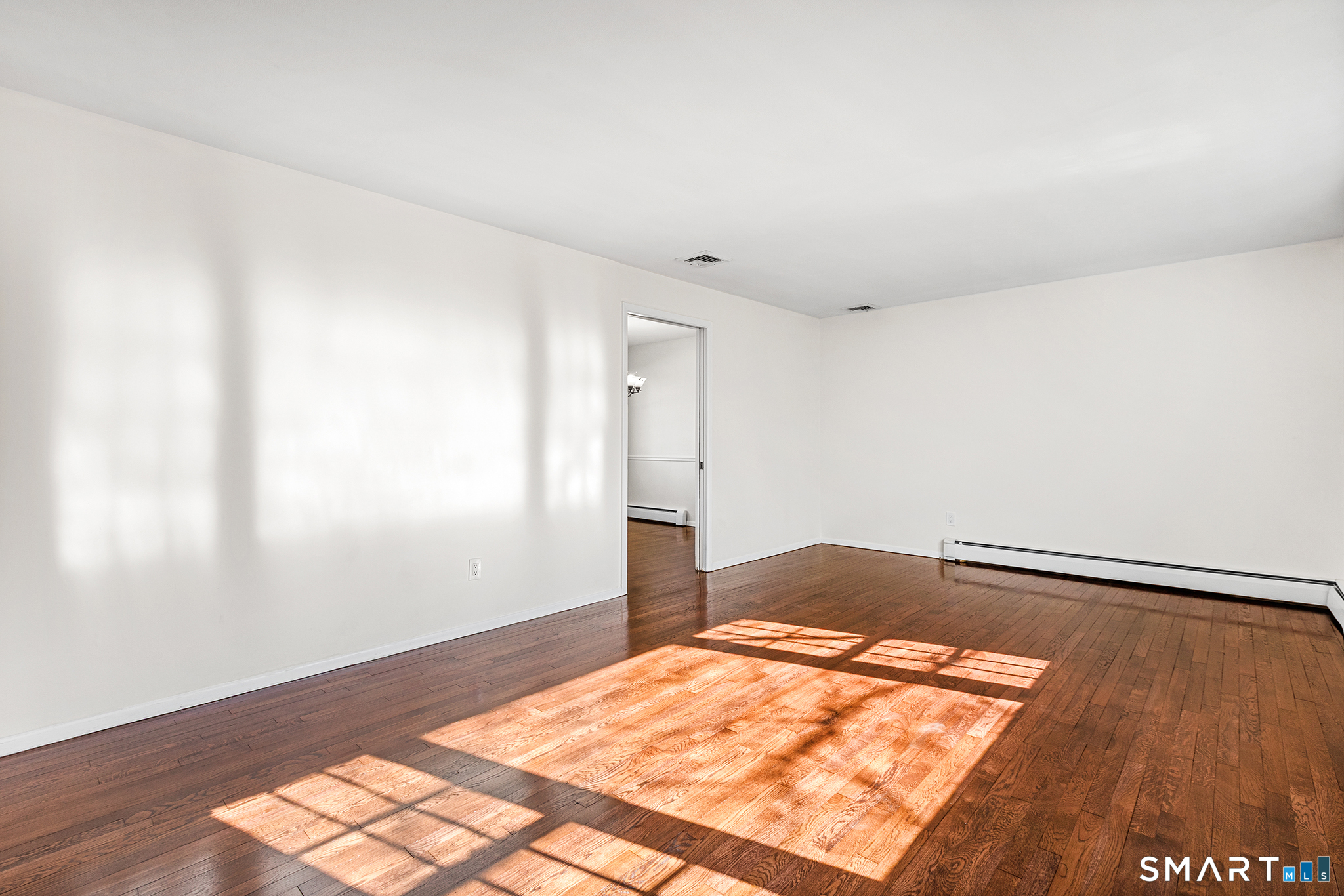8 Woodlawn Drive Bethel CT 06801
