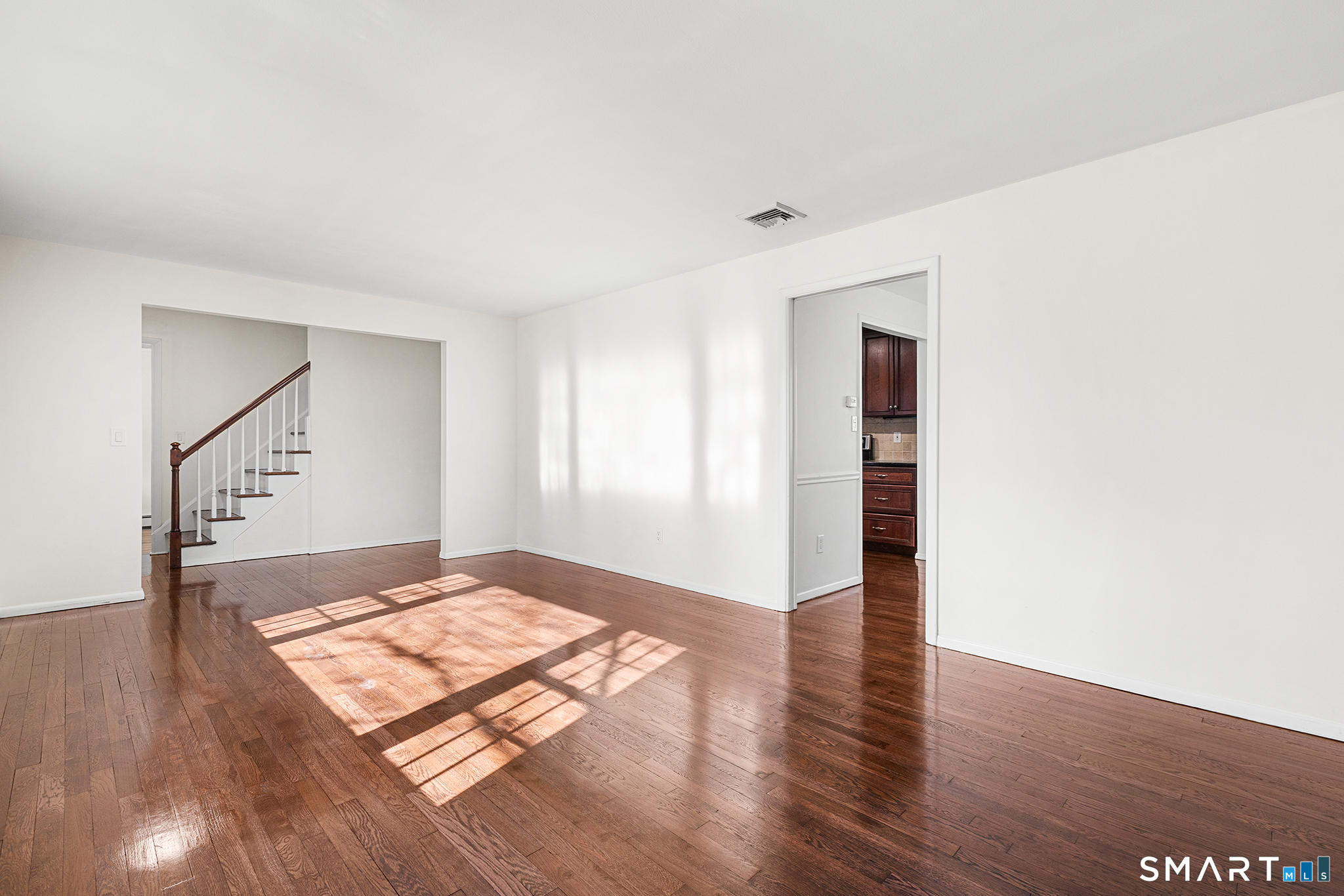 8 Woodlawn Drive Bethel CT 06801