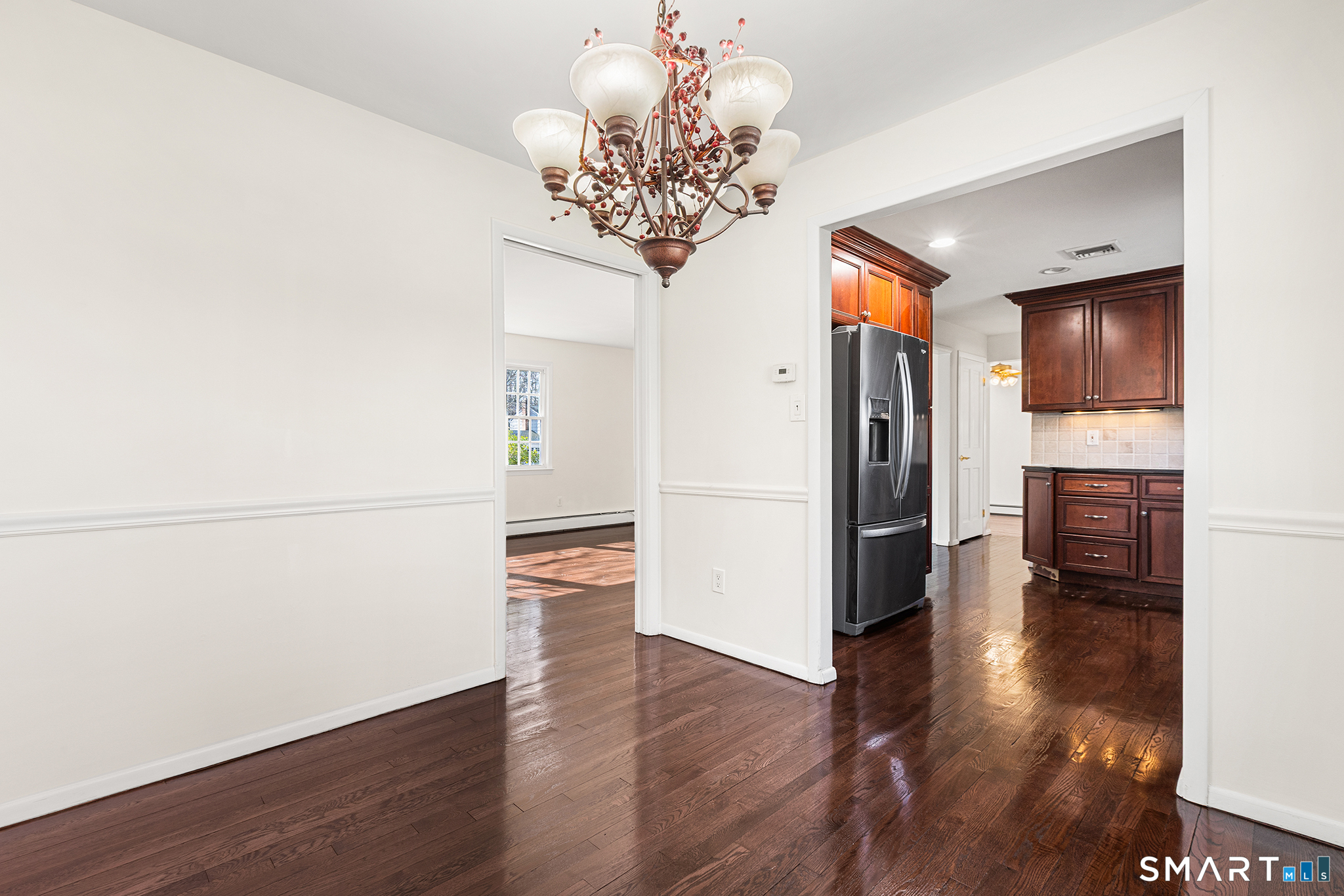8 Woodlawn Drive Bethel CT 06801