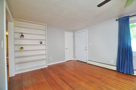 10 Foothills Way Bloomfield CT 06002