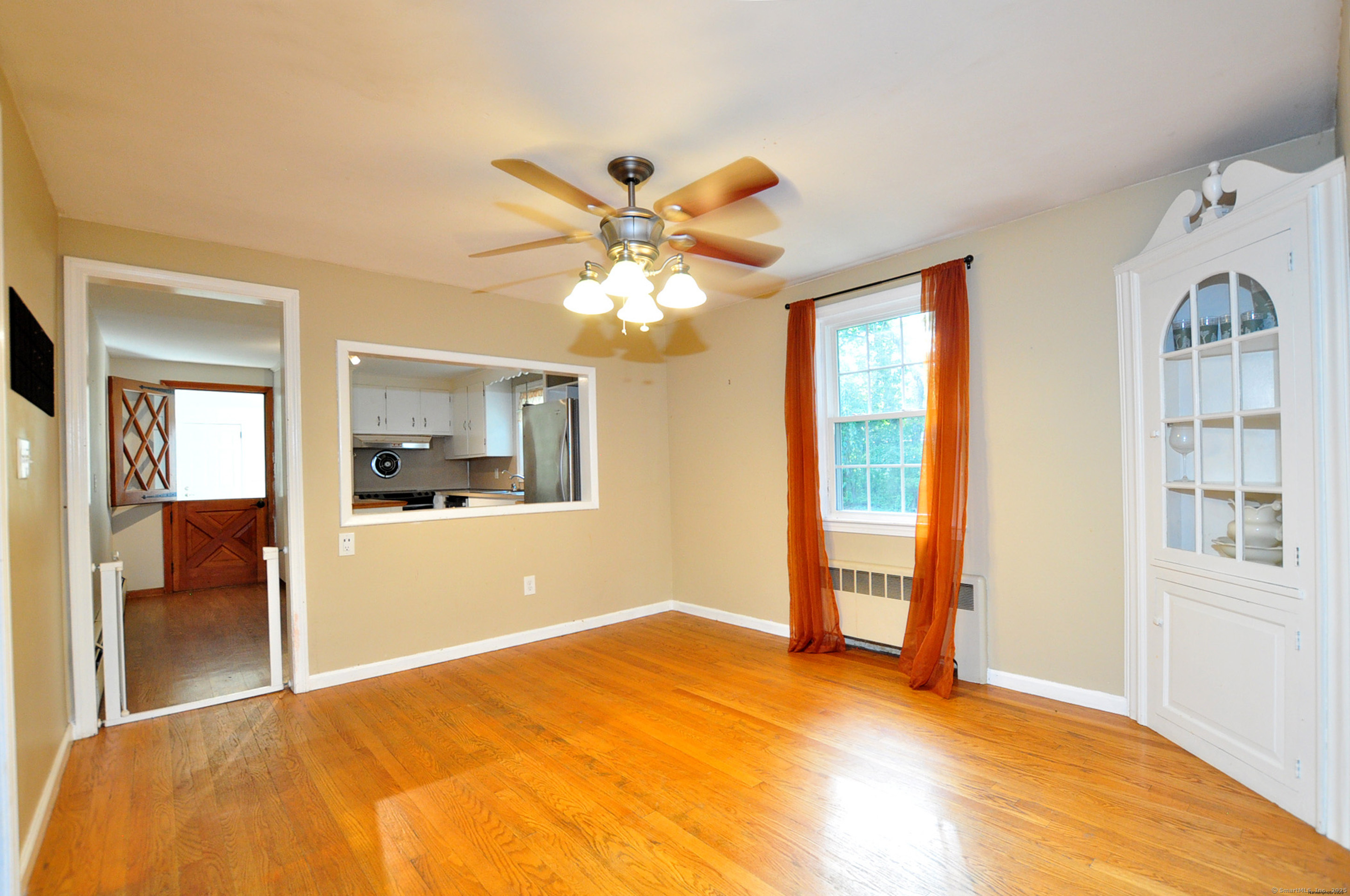 10 Foothills Way Bloomfield CT 06002