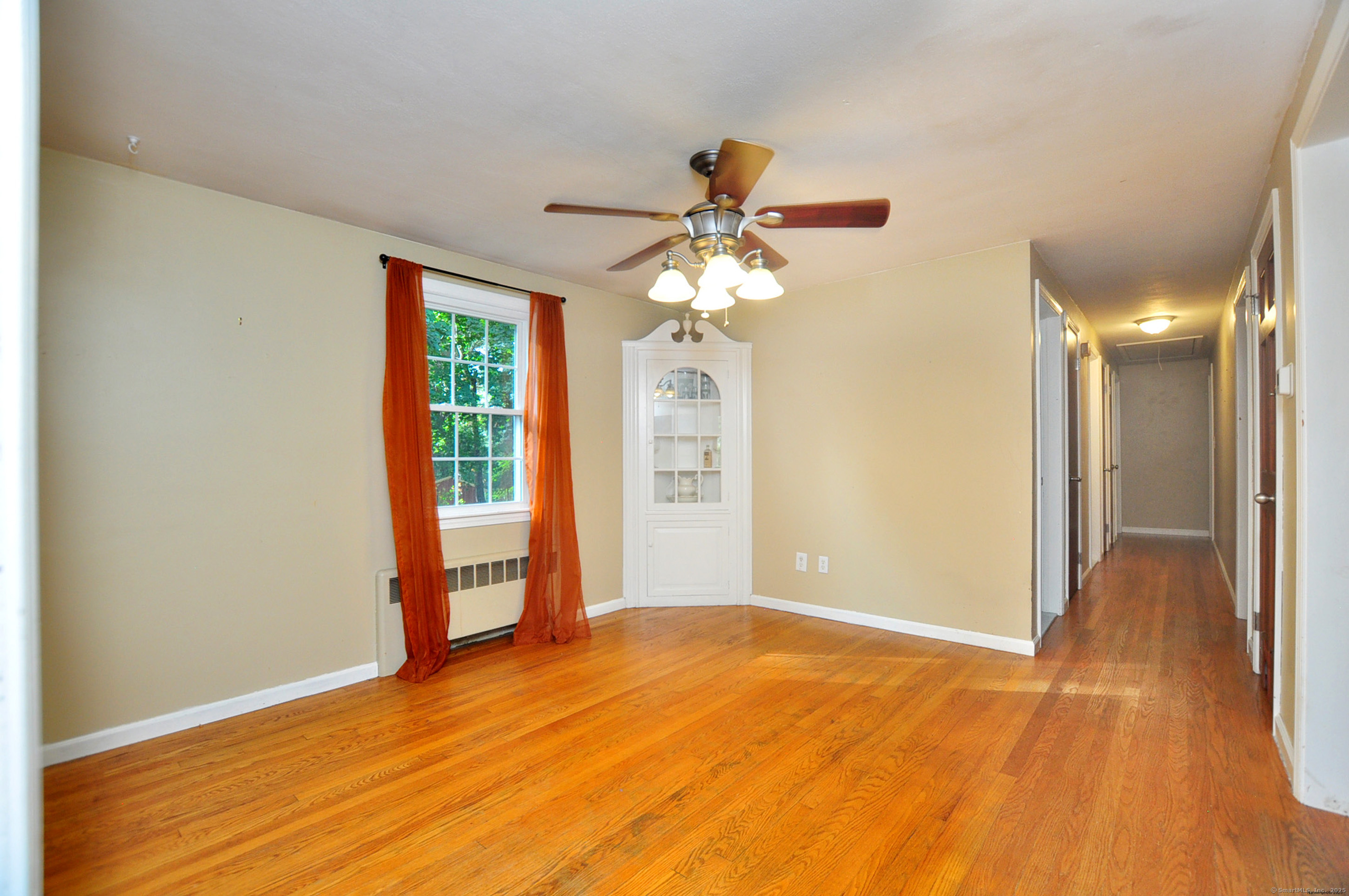 10 Foothills Way Bloomfield CT 06002