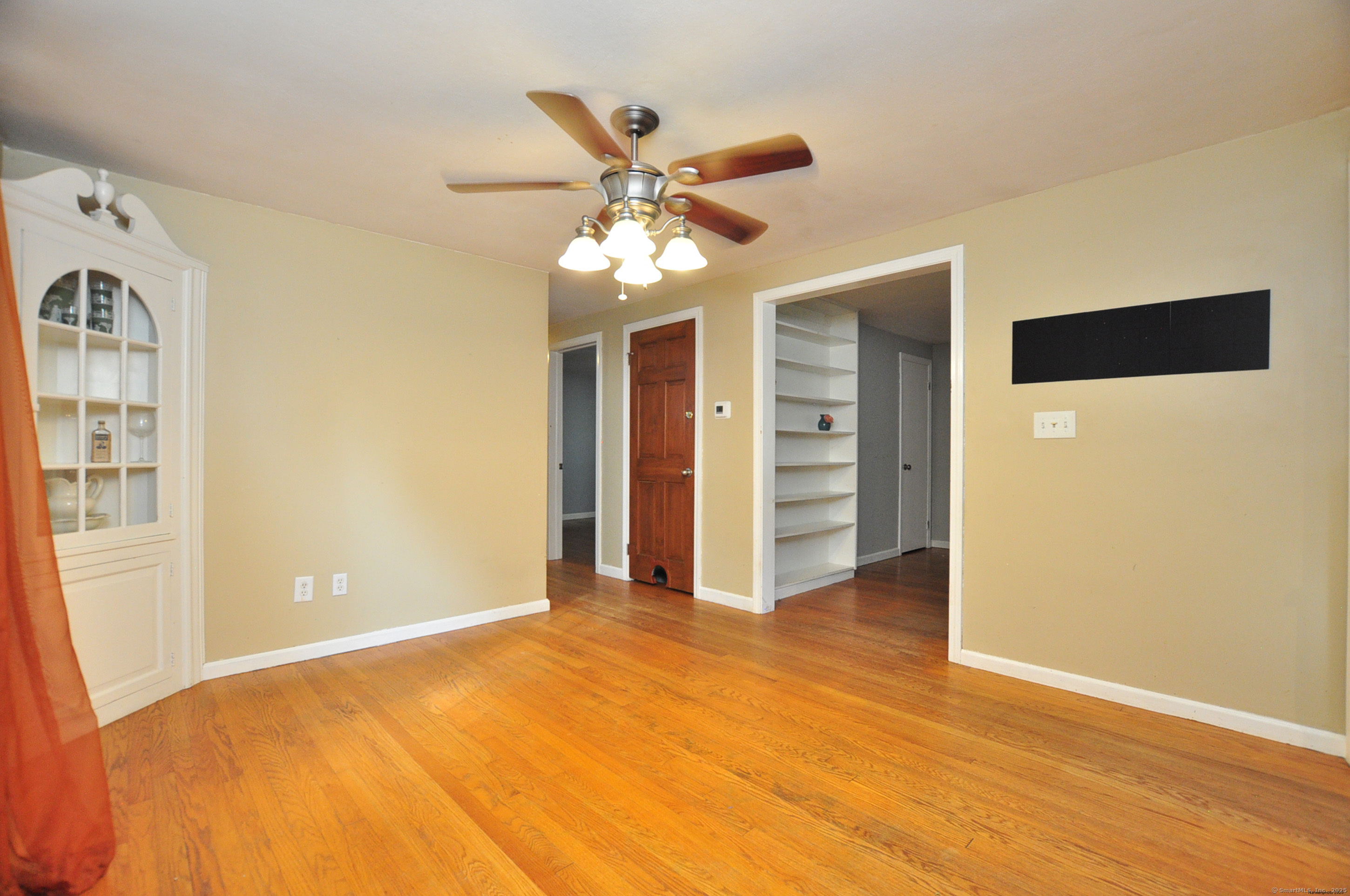 10 Foothills Way Bloomfield CT 06002