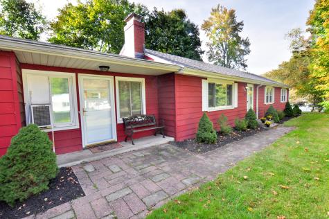 10 Foothills Way Bloomfield CT 06002