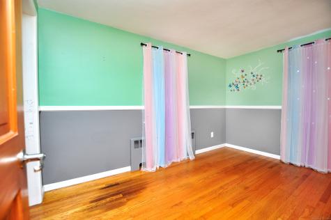 10 Foothills Way Bloomfield CT 06002