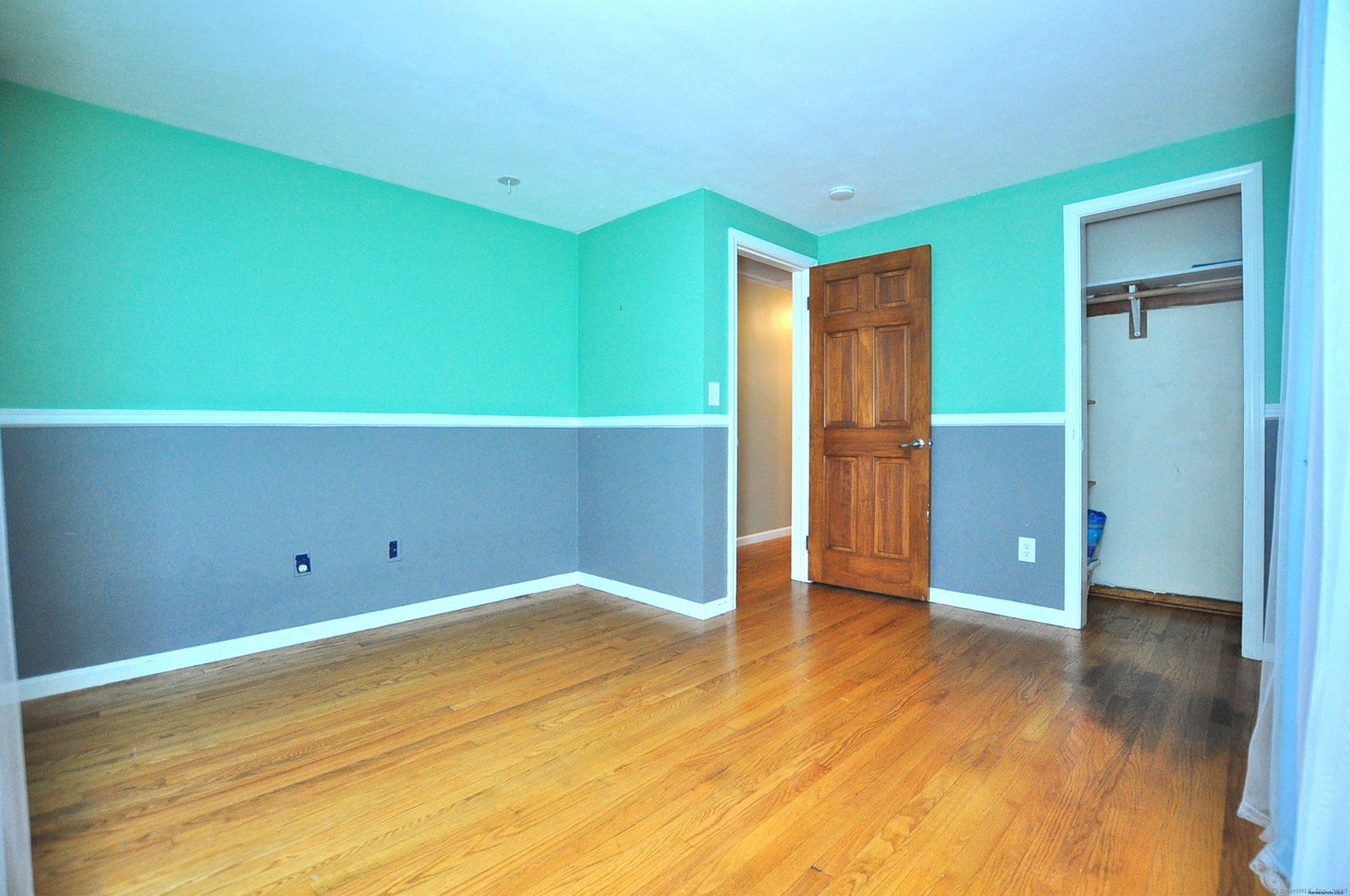 10 Foothills Way Bloomfield CT 06002